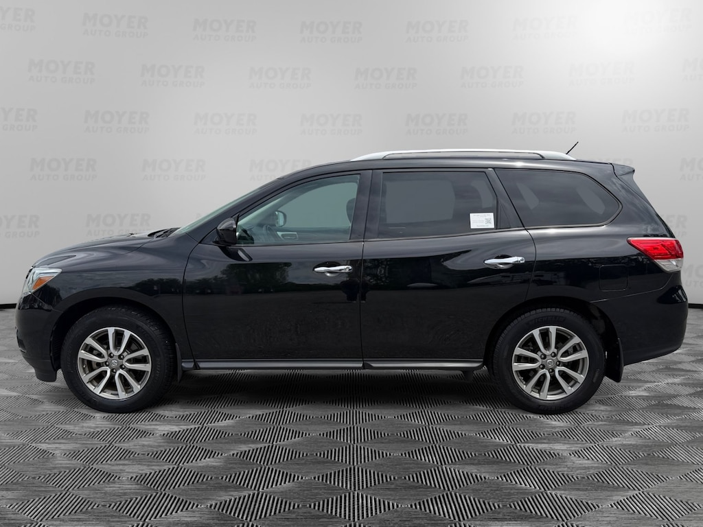 Used 2015 Nissan Pathfinder S 4WD S