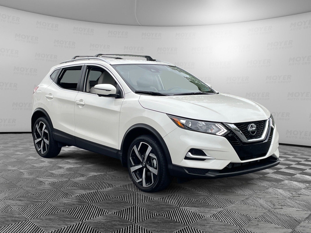 Certified 2022 NISSAN Rogue Sport SL