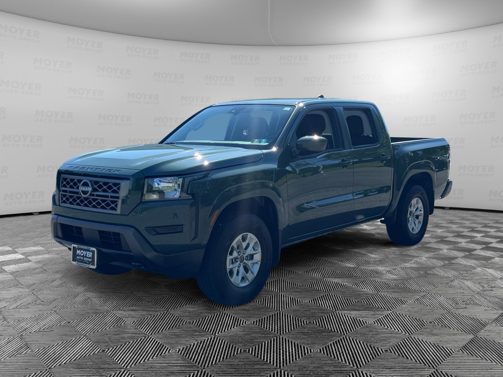 2024 Nissan Frontier SV Crew Cab 4X4 SWB's photo