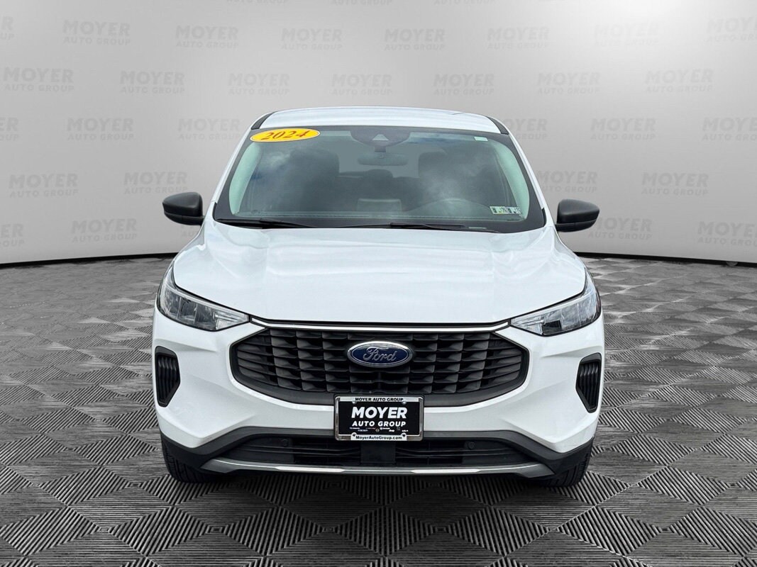 2024 Ford Escape Active photo 2