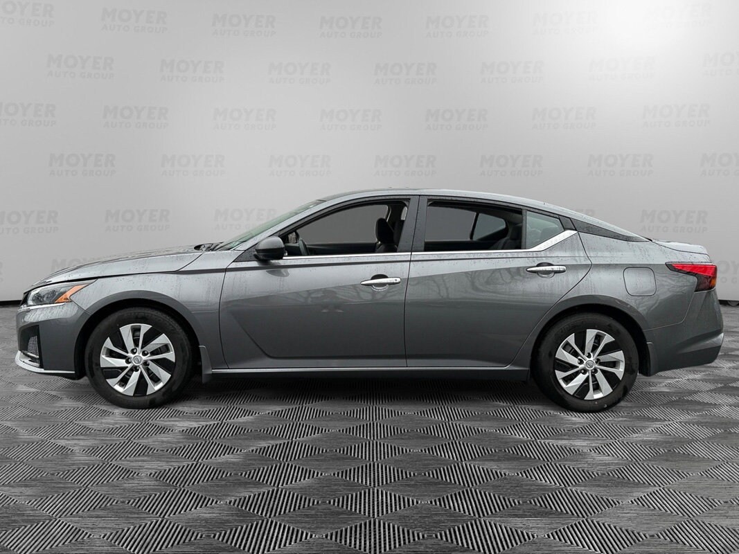 2024 Nissan Altima 2.5 S photo 2