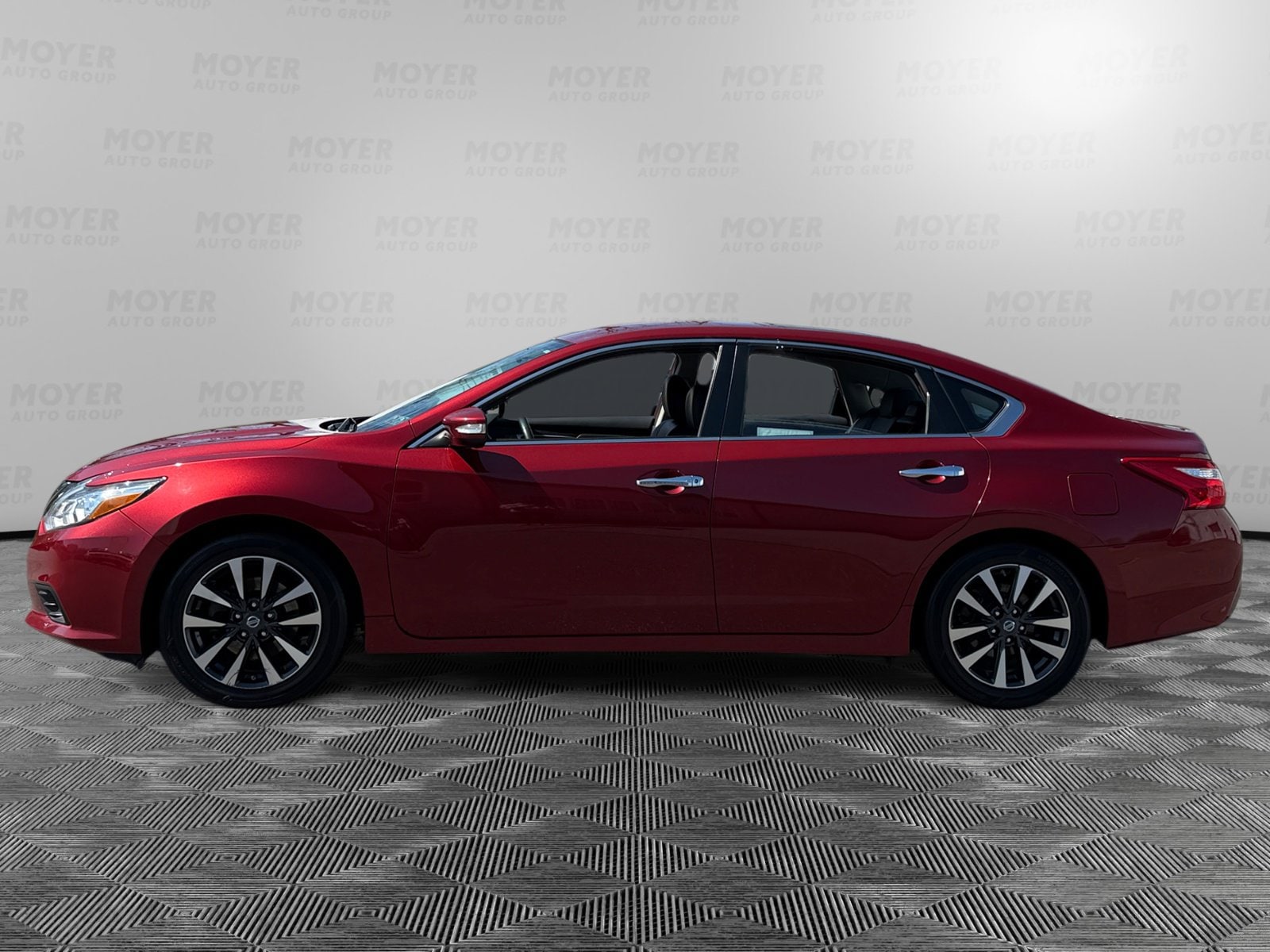 Used 2017 Nissan Altima SL with VIN 1N4AL3APXHC138556 for sale in Wernersville, PA
