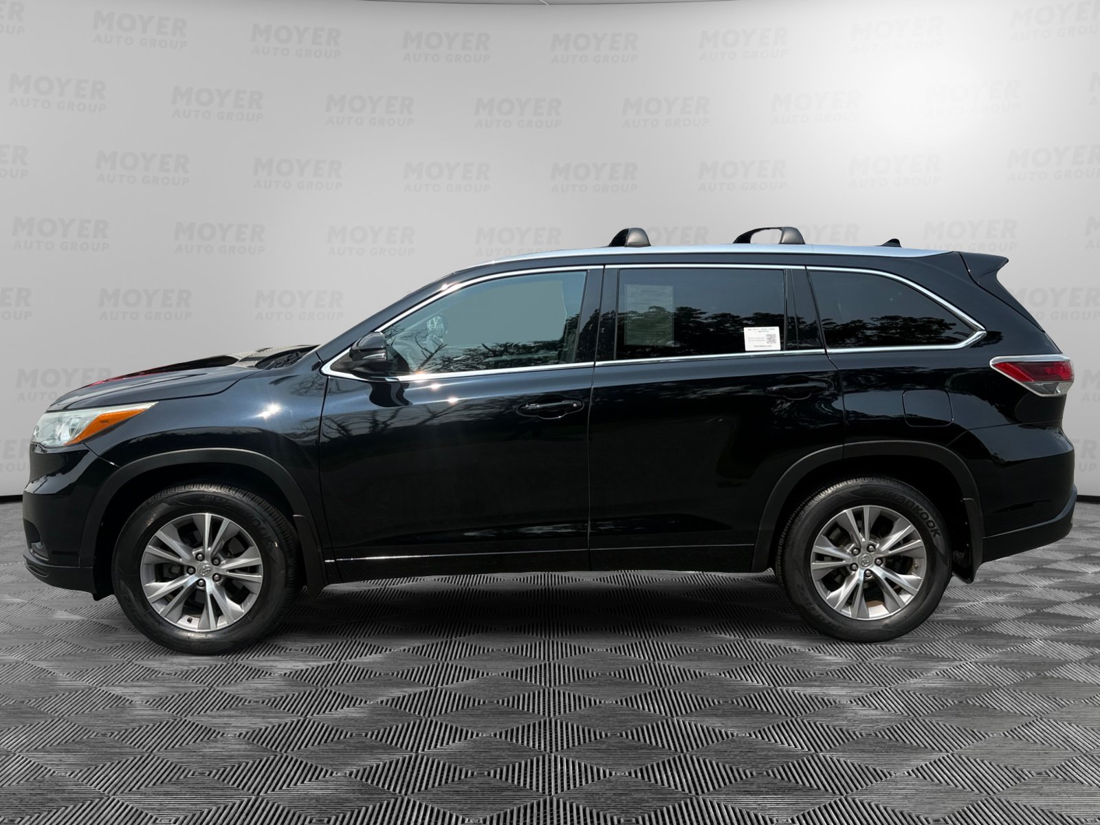 Used 2015 Toyota Highlander XLE with VIN 5TDJKRFH4FS197423 for sale in Wernersville, PA