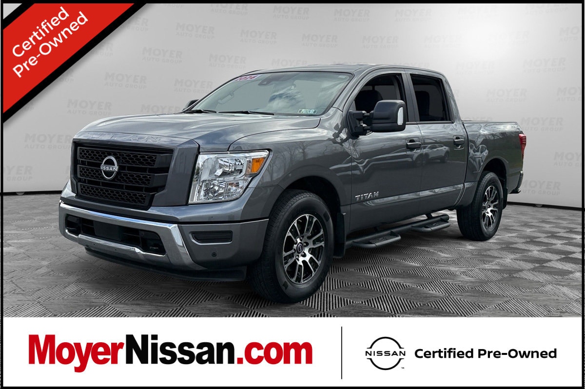 2024 Nissan Titan 4x4 Crew Cab SV 