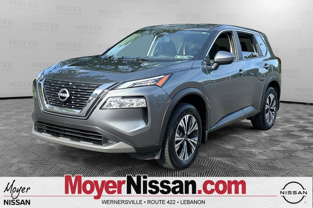 2023 Nissan Rogue SV's photo