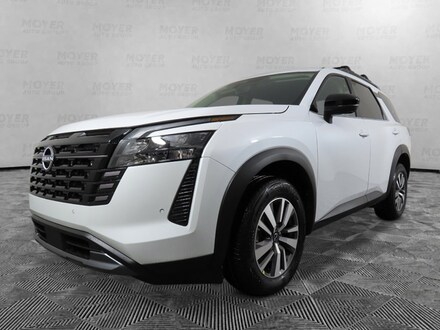 2026 Nissan Pathfinder SL SUV