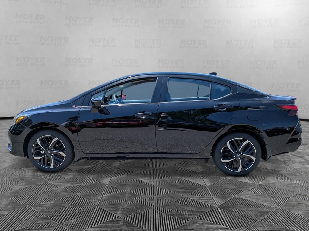 New 2025 Nissan Versa SR Sedan