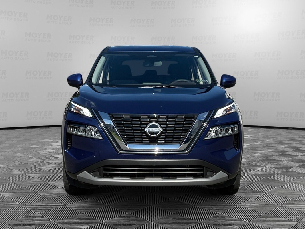 2023 Nissan Rogue AWD SV photo 3