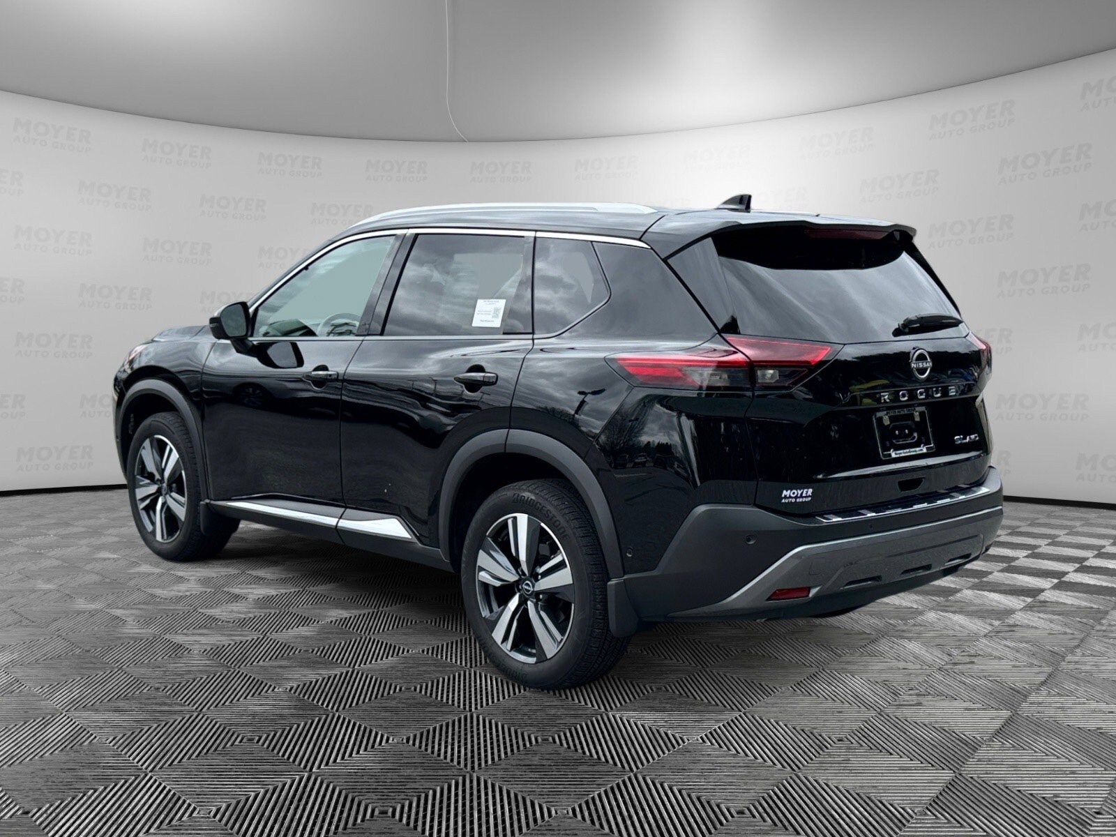 2023 Nissan Rogue SL photo 3