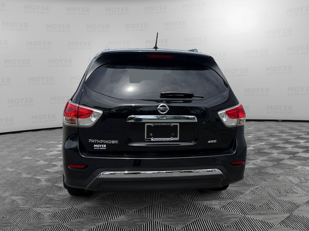 Used 2015 Nissan Pathfinder S 4WD S
