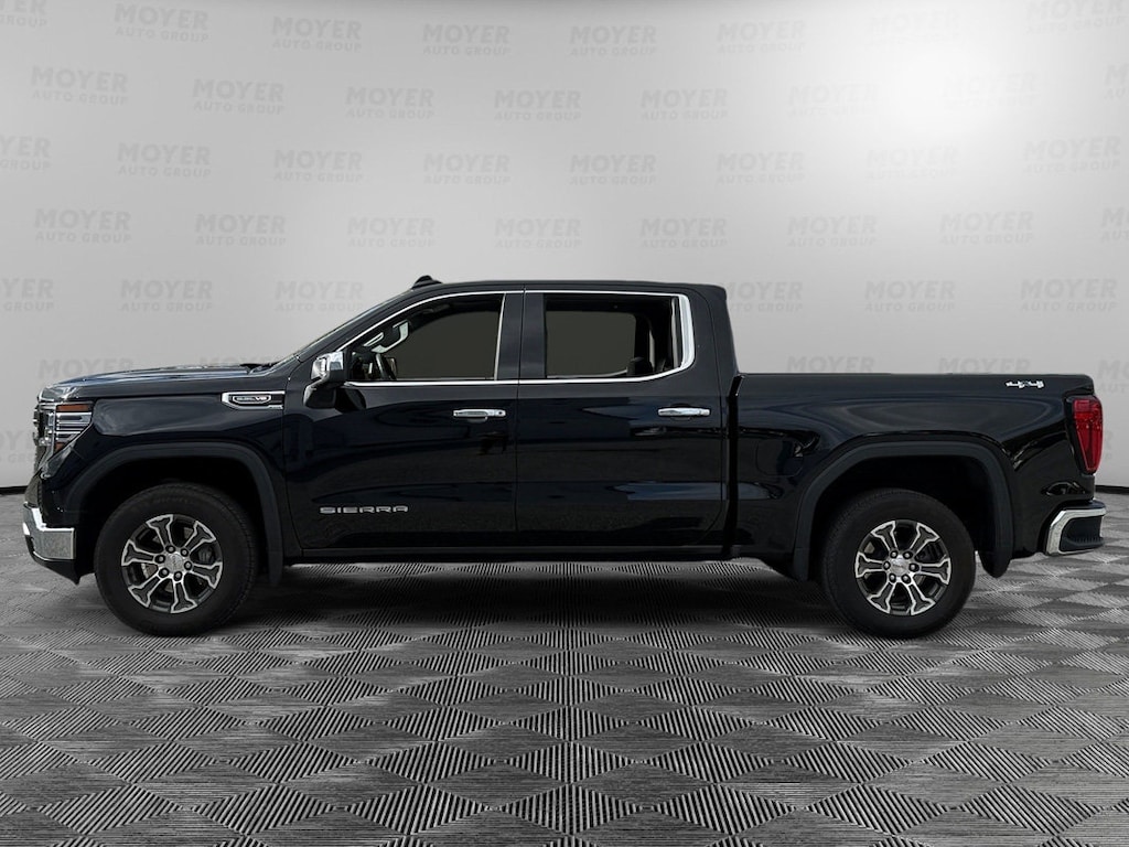 Used 2025 GMC Sierra 1500 SLT 4WD Crew Cab 147 SLT