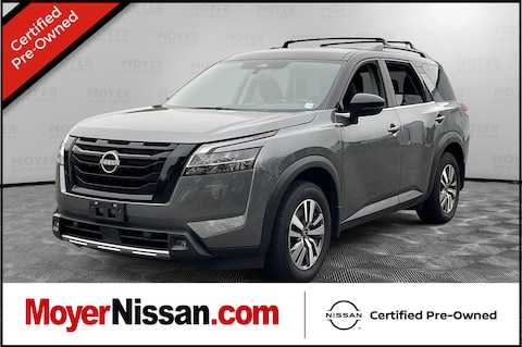 2023 Nissan Pathfinder SL SL 4WD