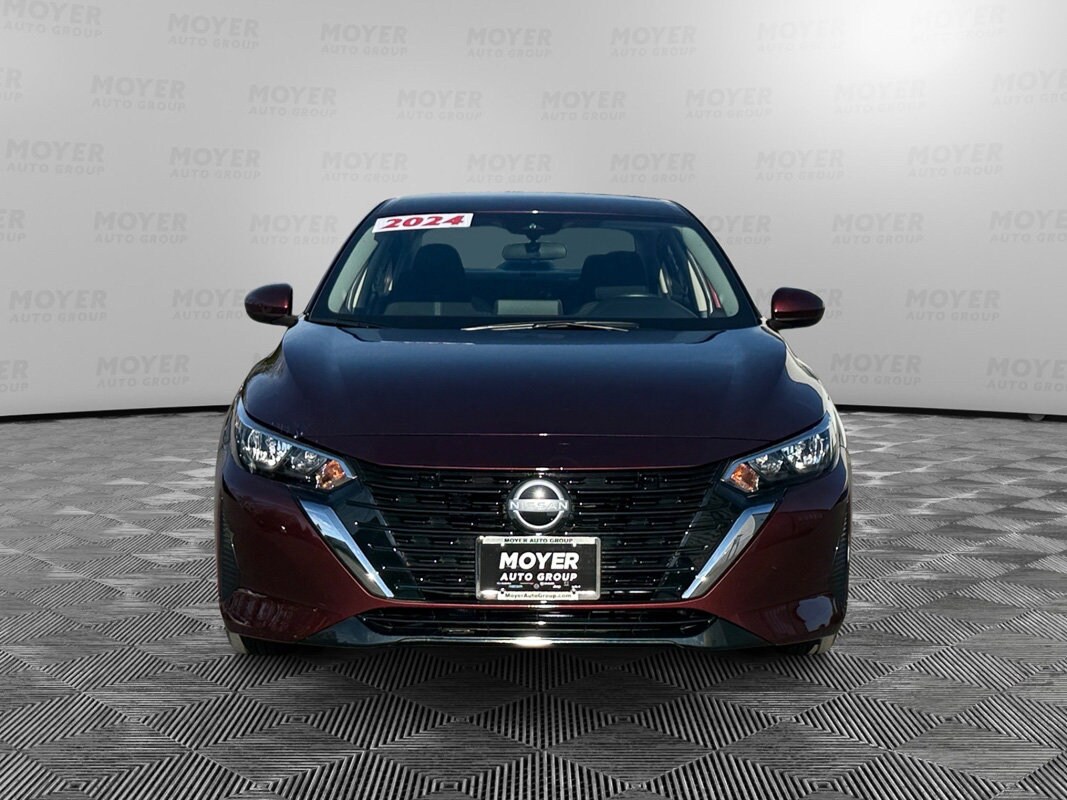 2024 Nissan Sentra SV photo 3