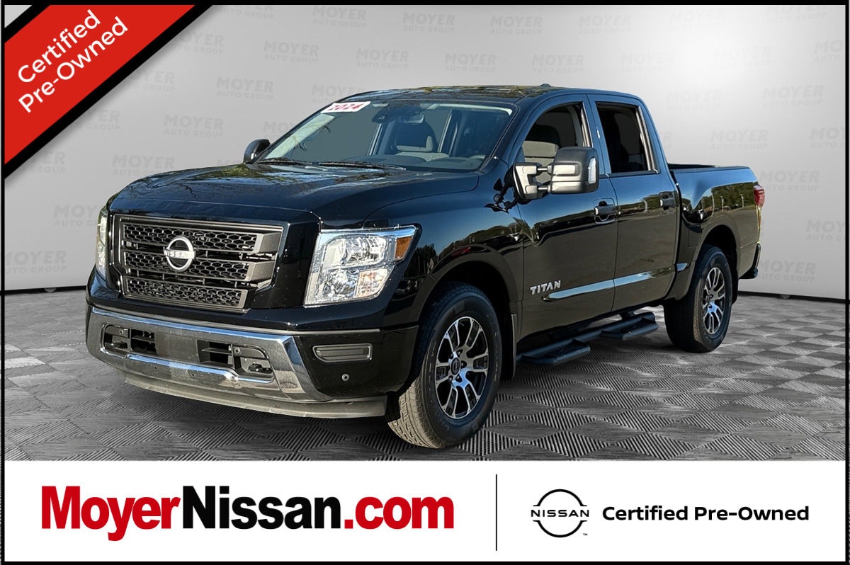 2024 Nissan Titan 4x4 Crew Cab SV 