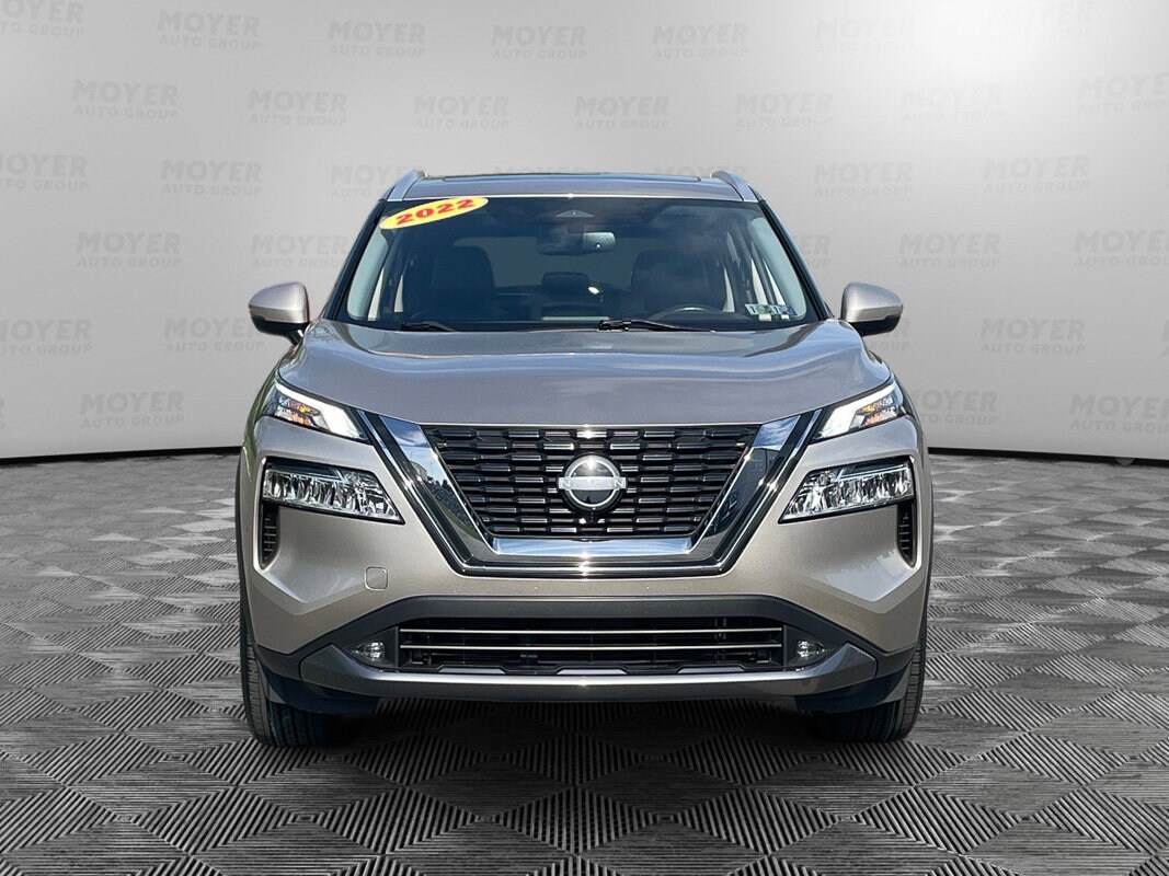 2022 Nissan Rogue SL photo 3