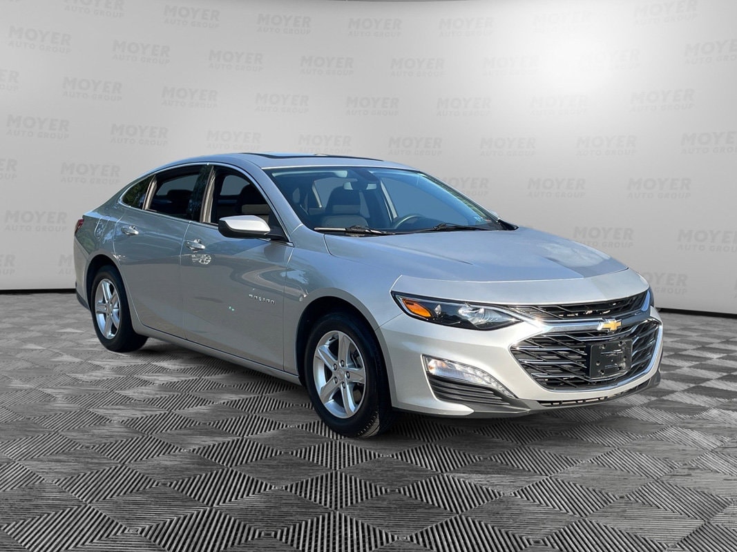 2022 CHEVROLET Malibu LT