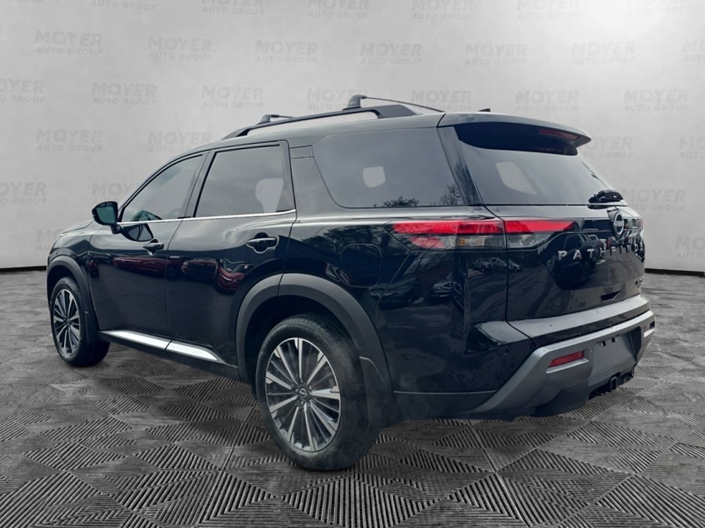 New 2026 Nissan Pathfinder Platinum SUV