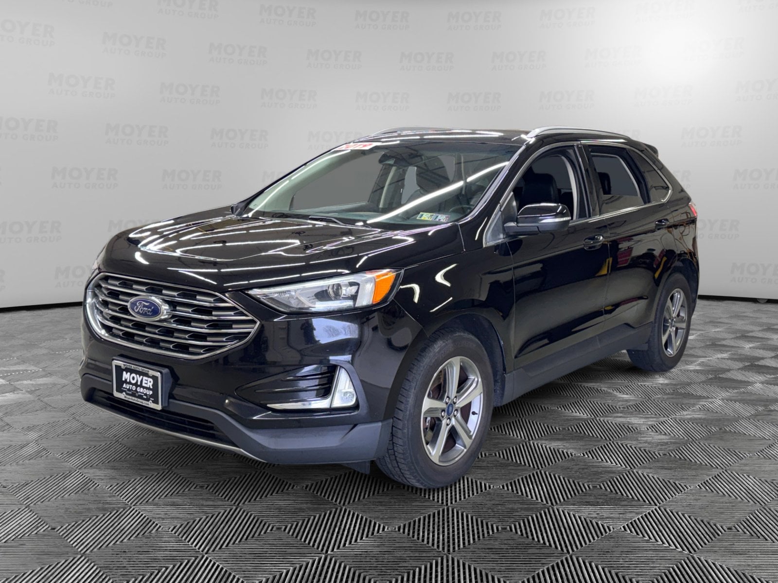2019 Ford Edge SEL AWD's photo