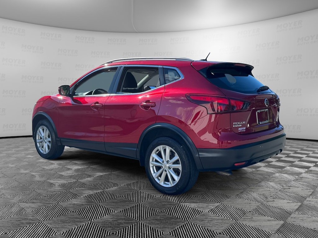 Used 2017 Nissan Rogue Sport SV FWD SV