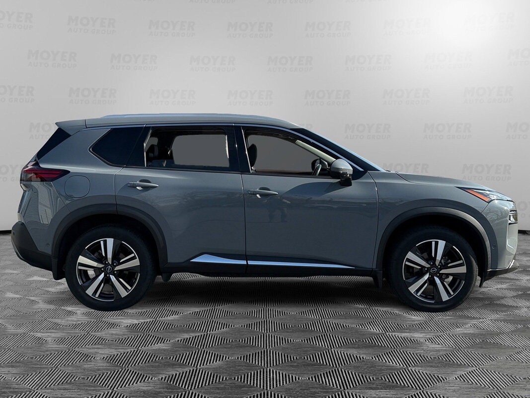 2023 Nissan Rogue SL photo 4