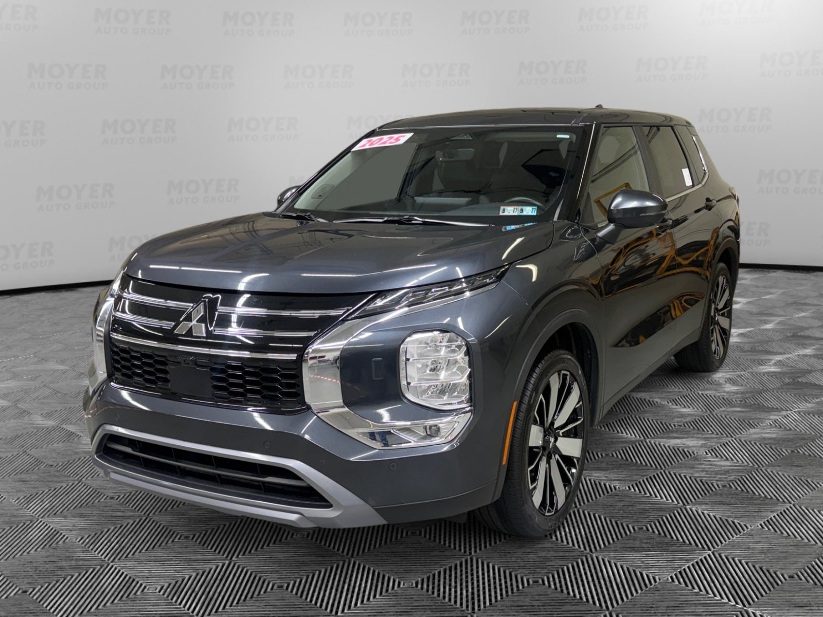 2025 Mitsubishi Outlander