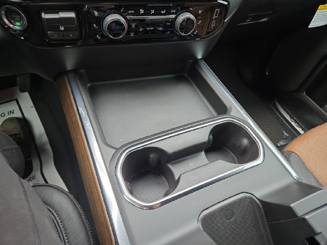 2026 Chevrolet Silverado 3500HD High Country - Photo 23