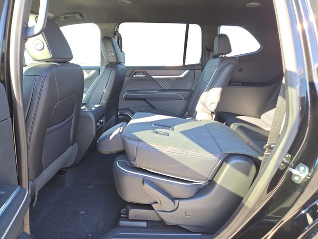 2026 GMC Acadia Denali - Photo 11