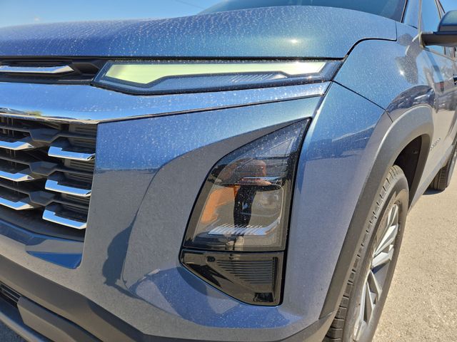 2027 Chevrolet Equinox LT - Photo 6