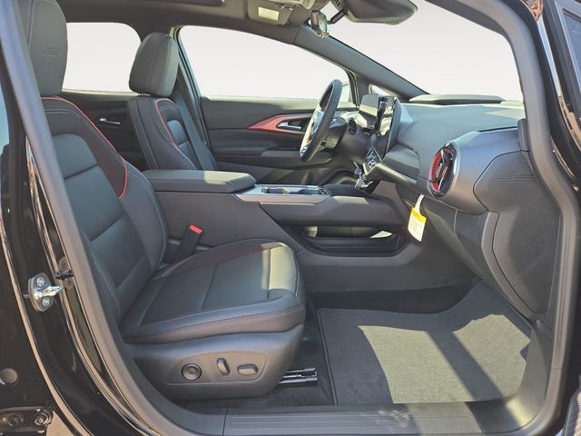 2025 Chevrolet Equinox EV RS - Photo 36