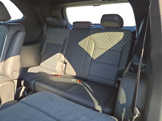2026 GMC Acadia Denali - Photo 12