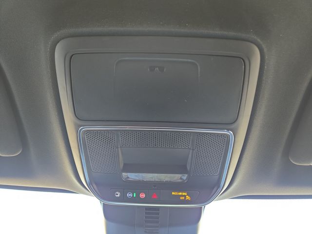 2026 GMC Acadia Denali - Photo 33