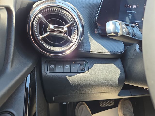 2027 Chevrolet Equinox LT - Photo 19