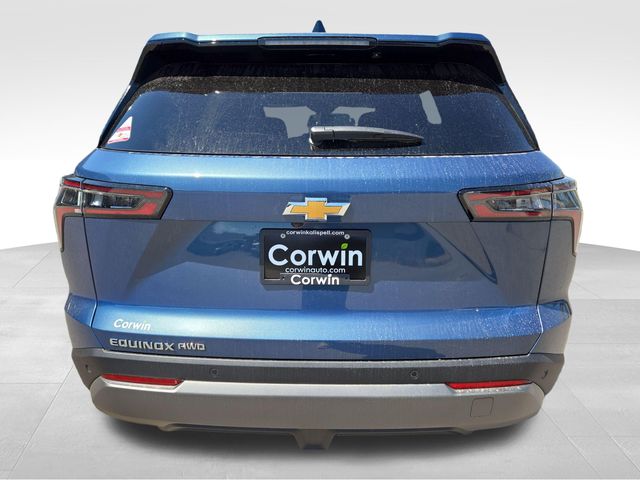 2027 Chevrolet Equinox LT - Photo 10