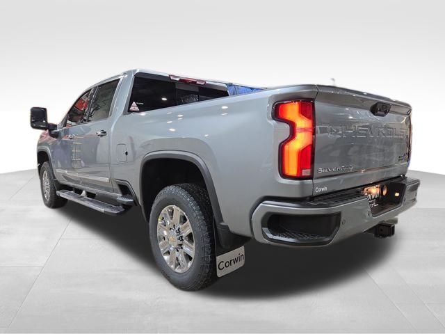 2026 Chevrolet Silverado 3500HD High Country - Photo 8
