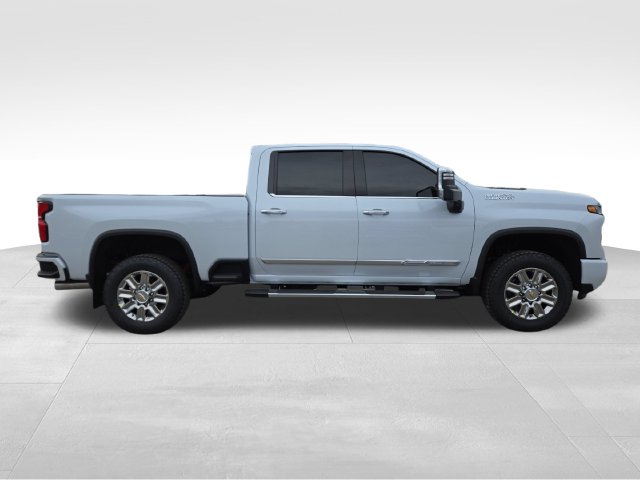2026 Chevrolet Silverado 3500HD High Country - Photo 13