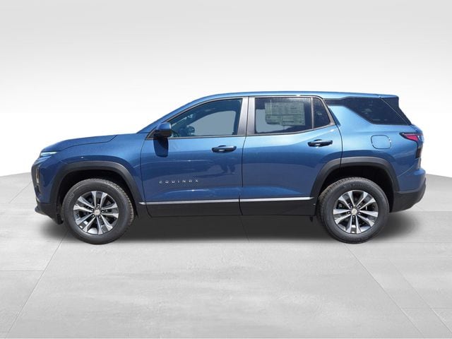 2027 Chevrolet Equinox LT - Photo 8
