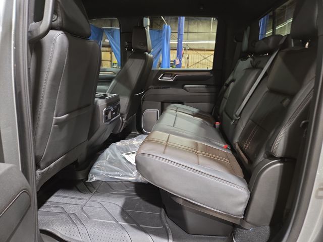 2026 Chevrolet Silverado 3500HD High Country - Photo 30