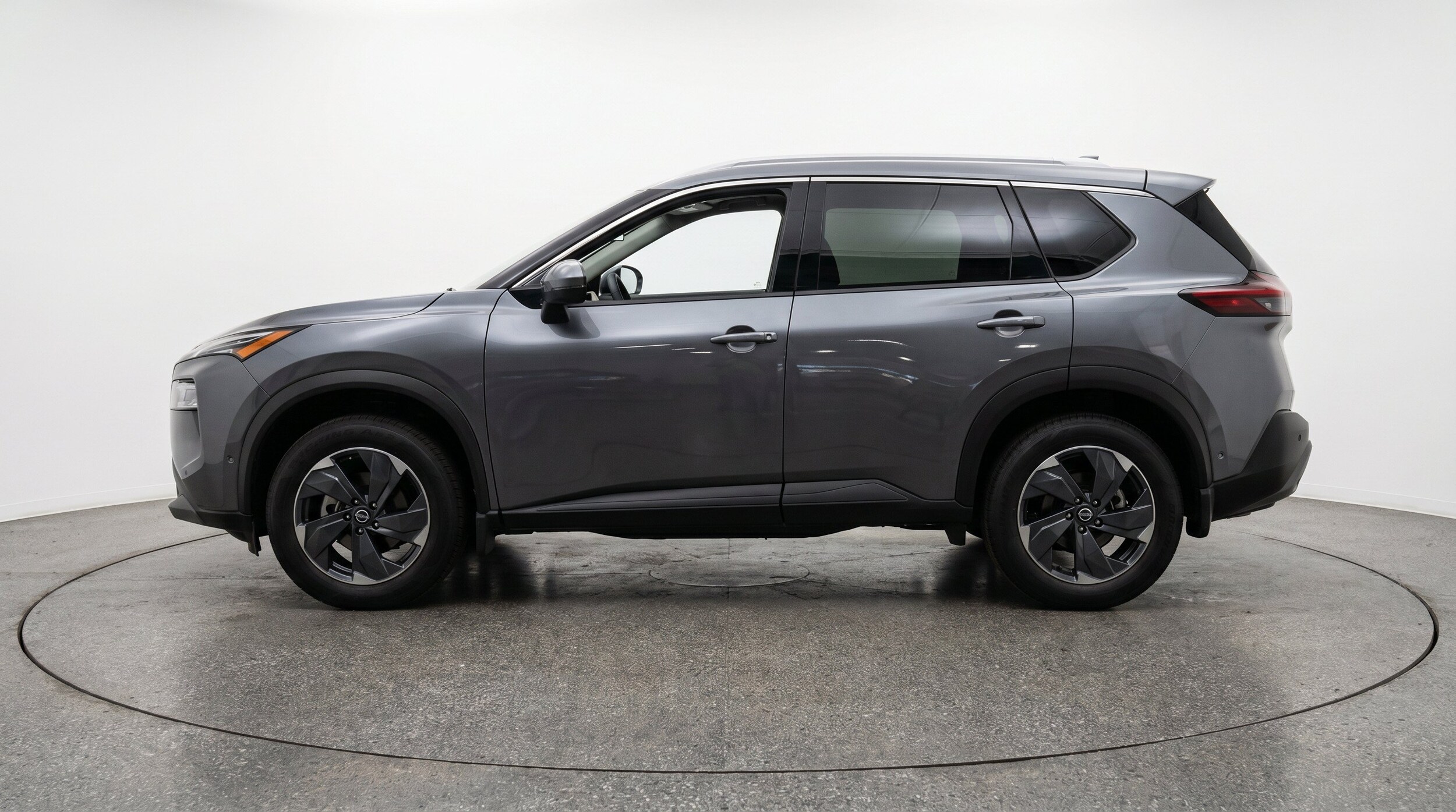 Thumbnail: 2025 Nissan Rogue - 5