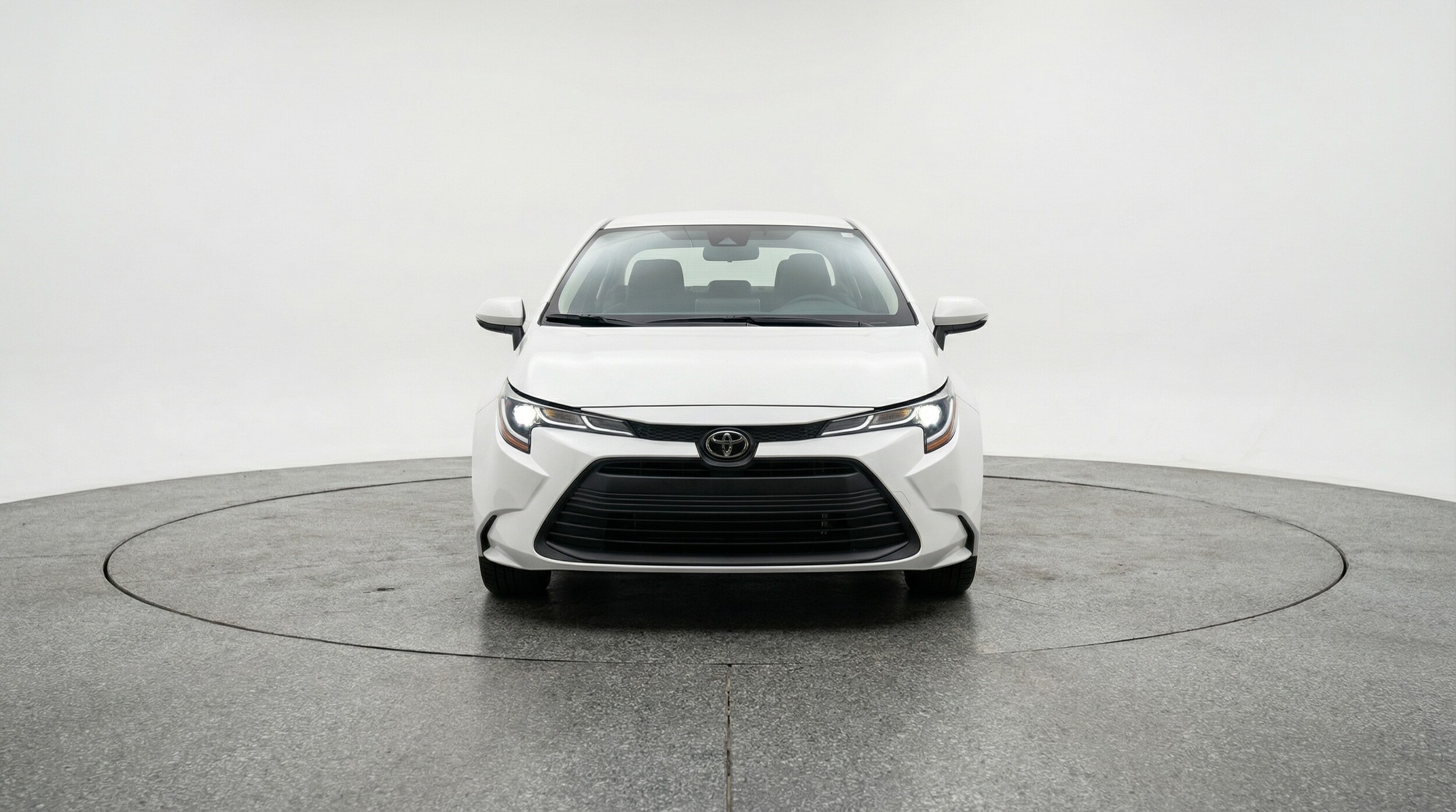 Thumbnail: 2025 Toyota Corolla - 2