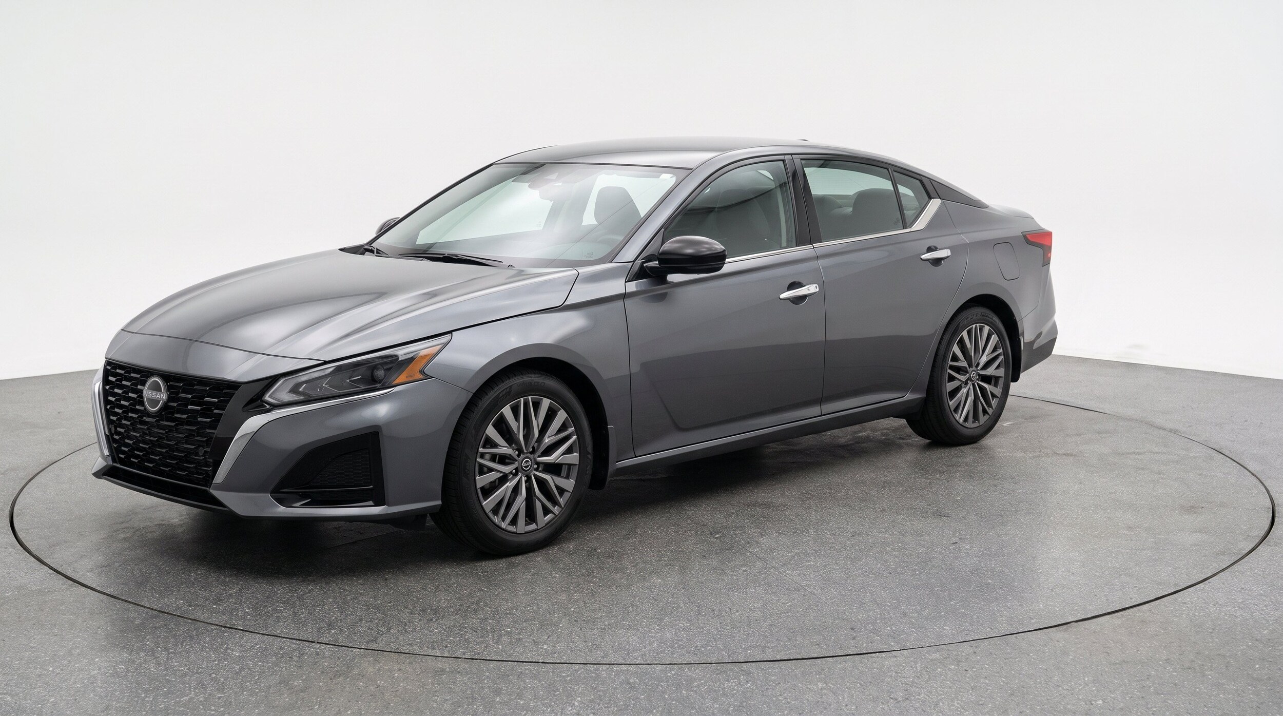 Thumbnail: 2025 Nissan Altima - 3