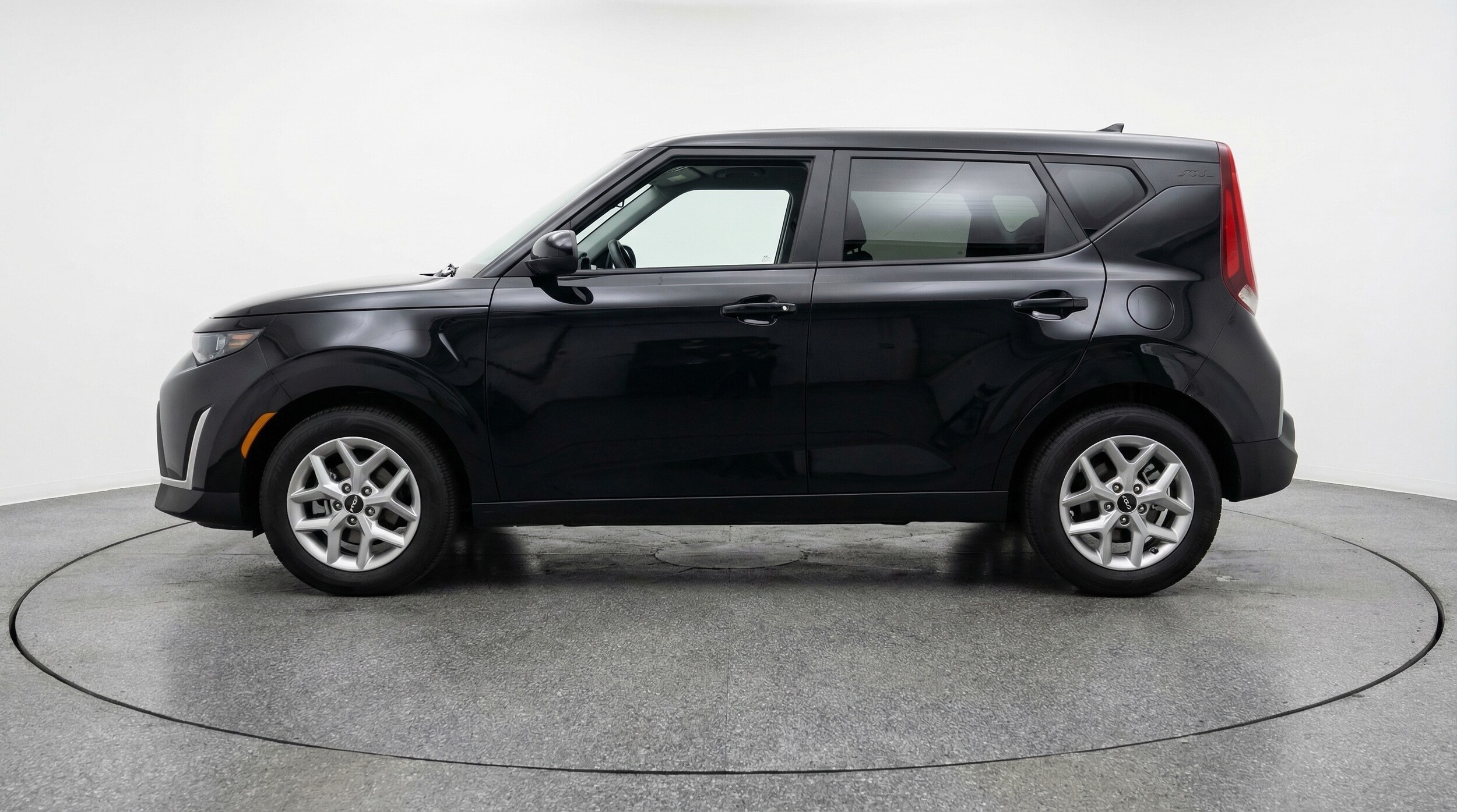 Thumbnail: 2025 Kia Soul - 4