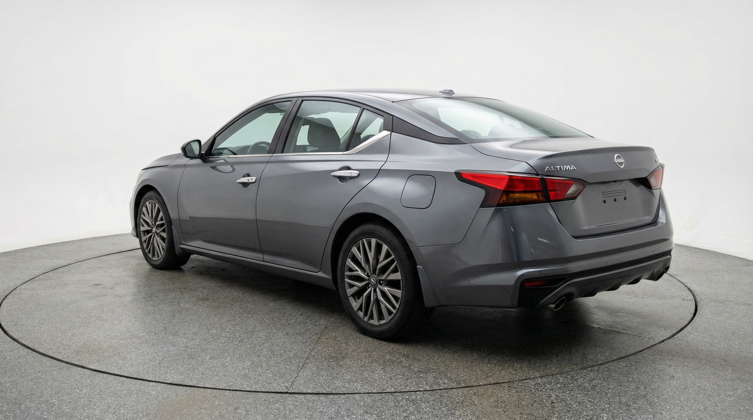 Thumbnail: 2025 Nissan Altima - 5