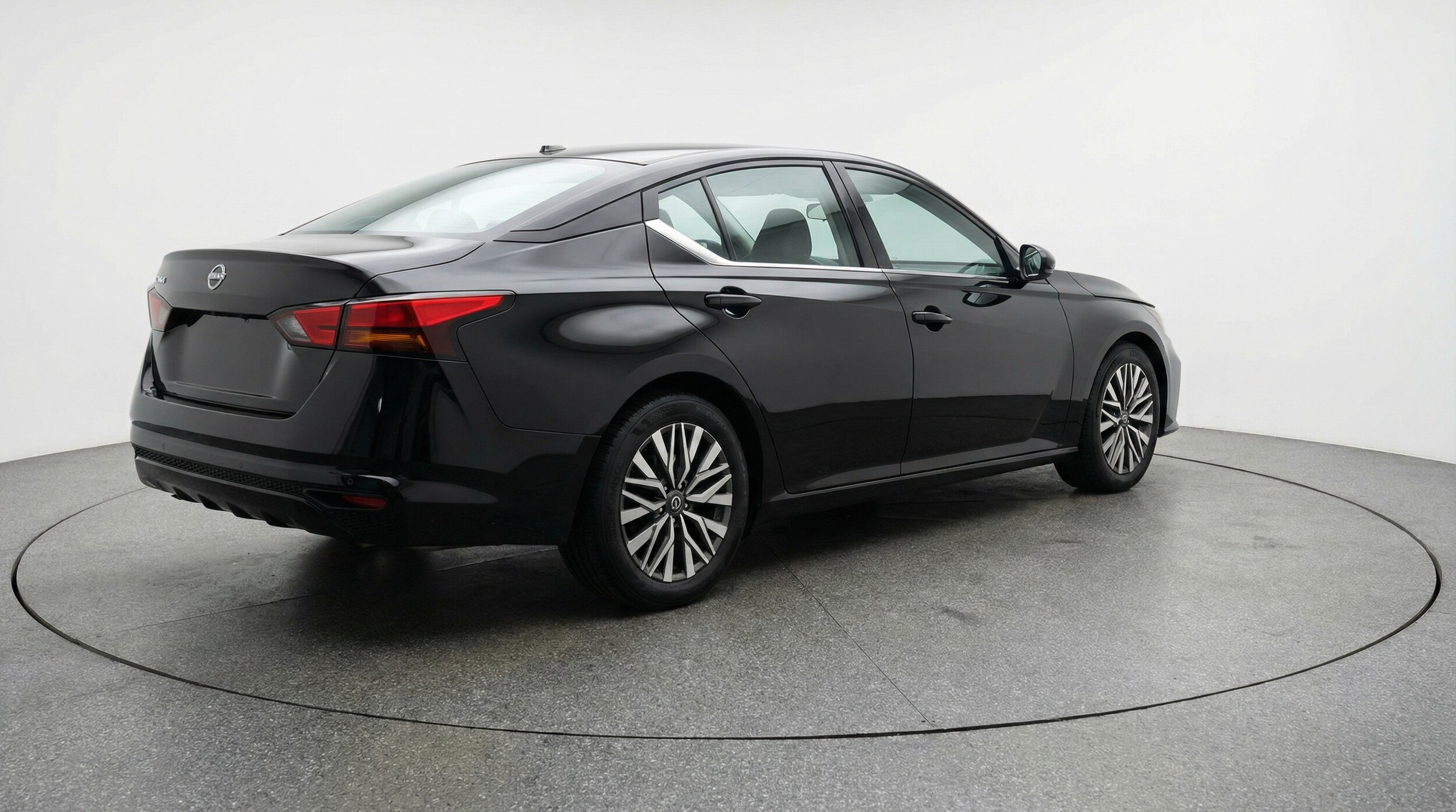 Thumbnail: 2025 Nissan Altima - 7