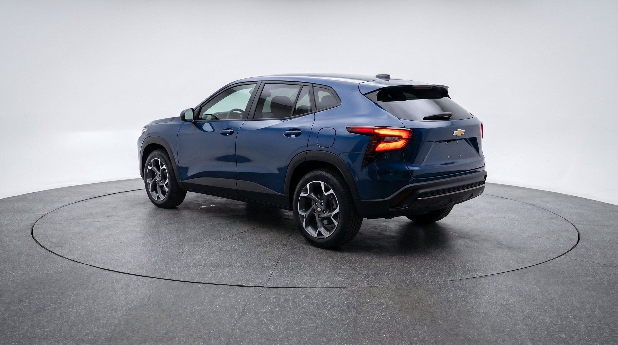 Thumbnail: 2025 Chevrolet Trax - 6