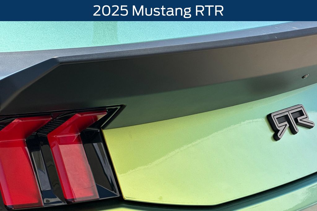 2025 Ford Mustang GT Premium Fastback - Photo 25