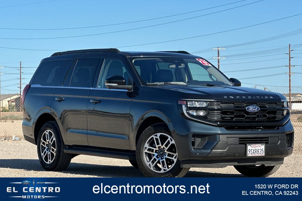 2025 Ford Expedition SUV 
