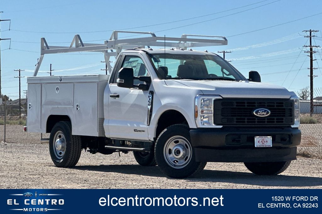 2025 Ford F-350 Super Duty Chassis Cab