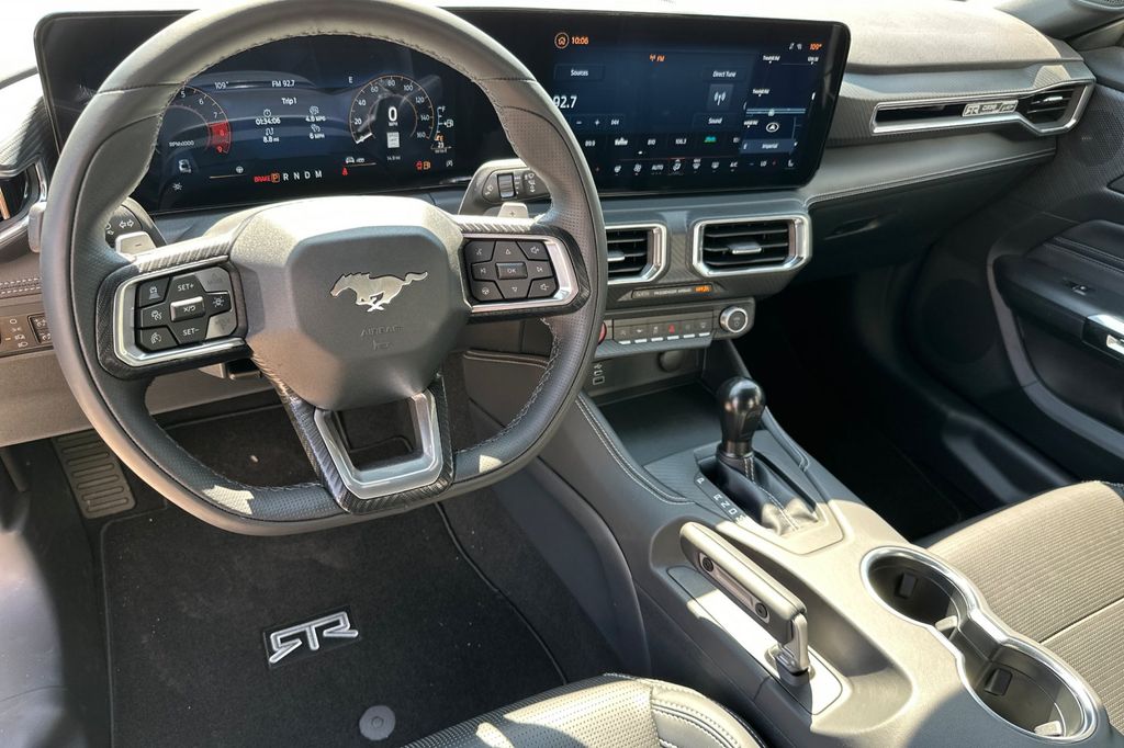 2025 Ford Mustang GT Premium Fastback - Photo 13