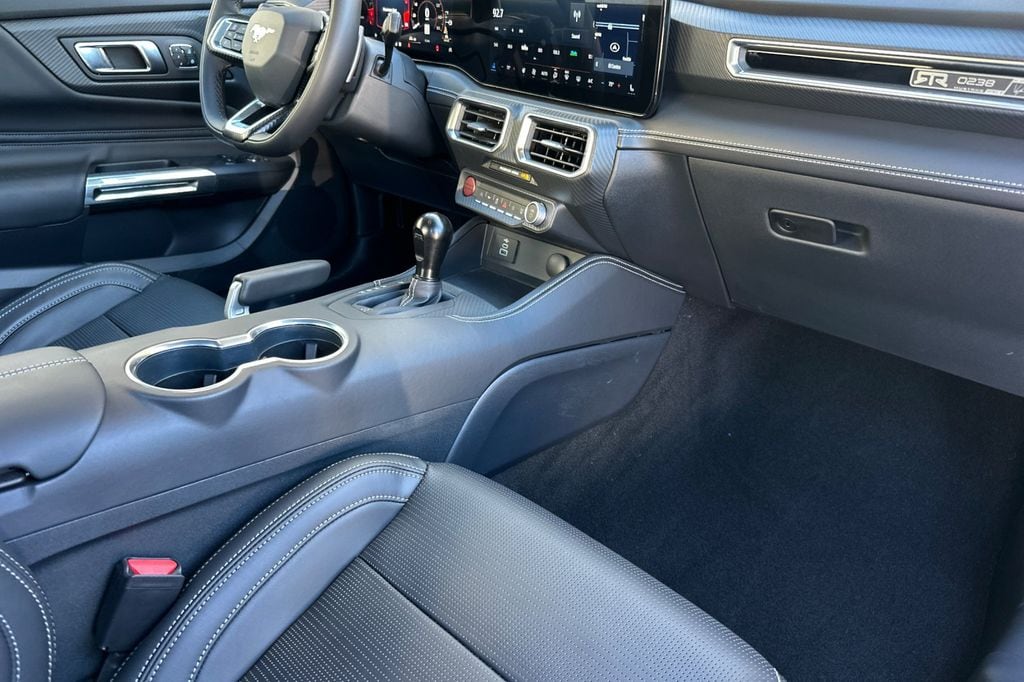 2025 Ford Mustang GT Premium Fastback - Photo 15