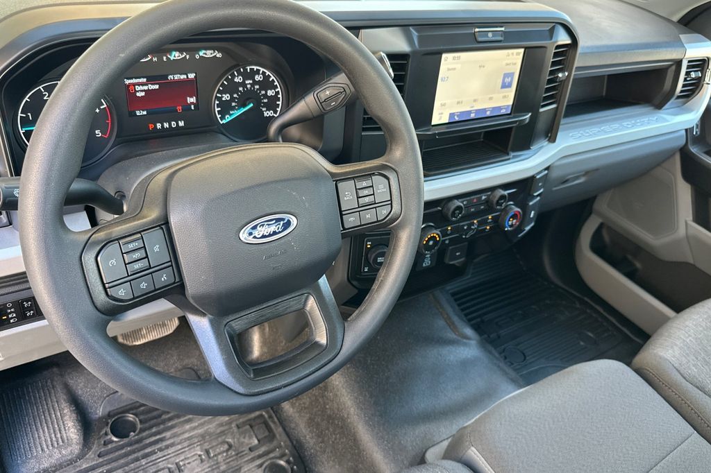 2025 Ford F-250 Super Duty XL - Photo 12